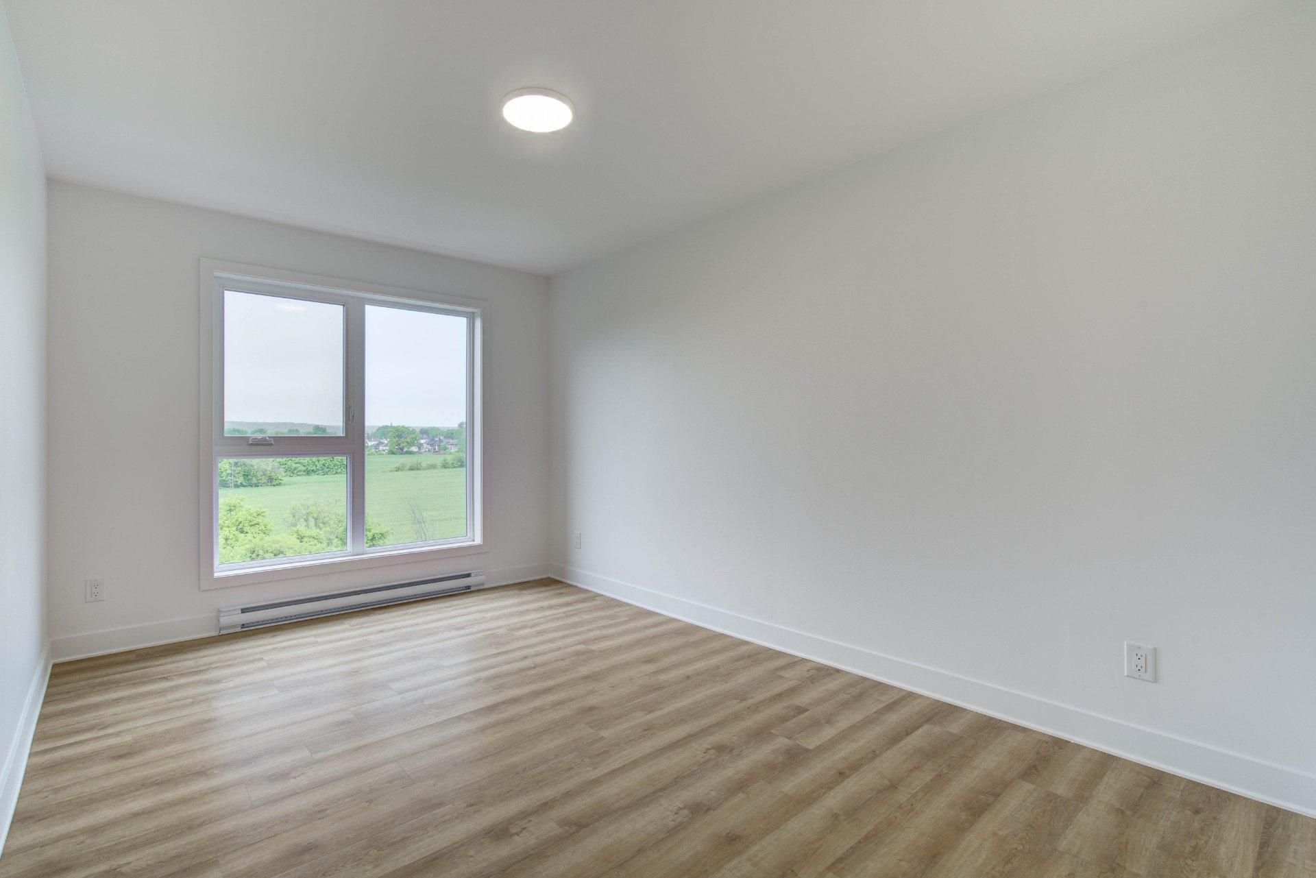 









400


Av. Barron

, 13,
Lachute,




QC
J8H4L6

