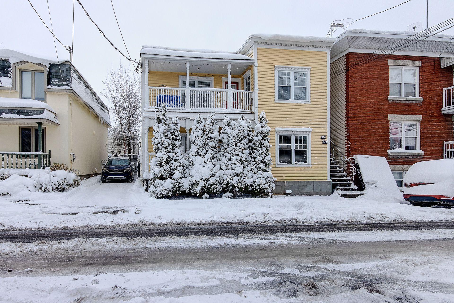 









104

 - 106A


Rue Notre-Dame

,
Saint-Jean-sur-Richelieu,




QC
J3B6M6

