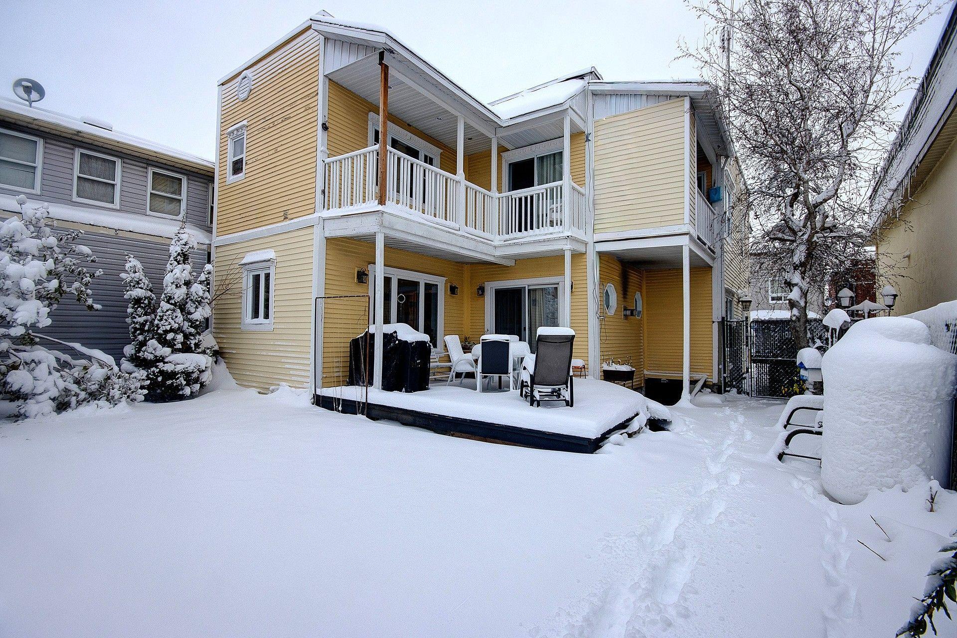 









104

 - 106A


Rue Notre-Dame

,
Saint-Jean-sur-Richelieu,




QC
J3B6M6

