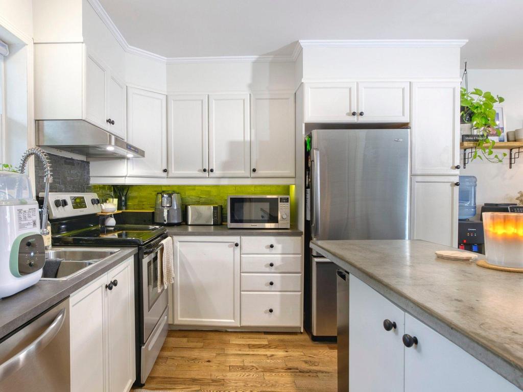 









325


Rue Chénier

,
Magog,




QC
J1X6H3

