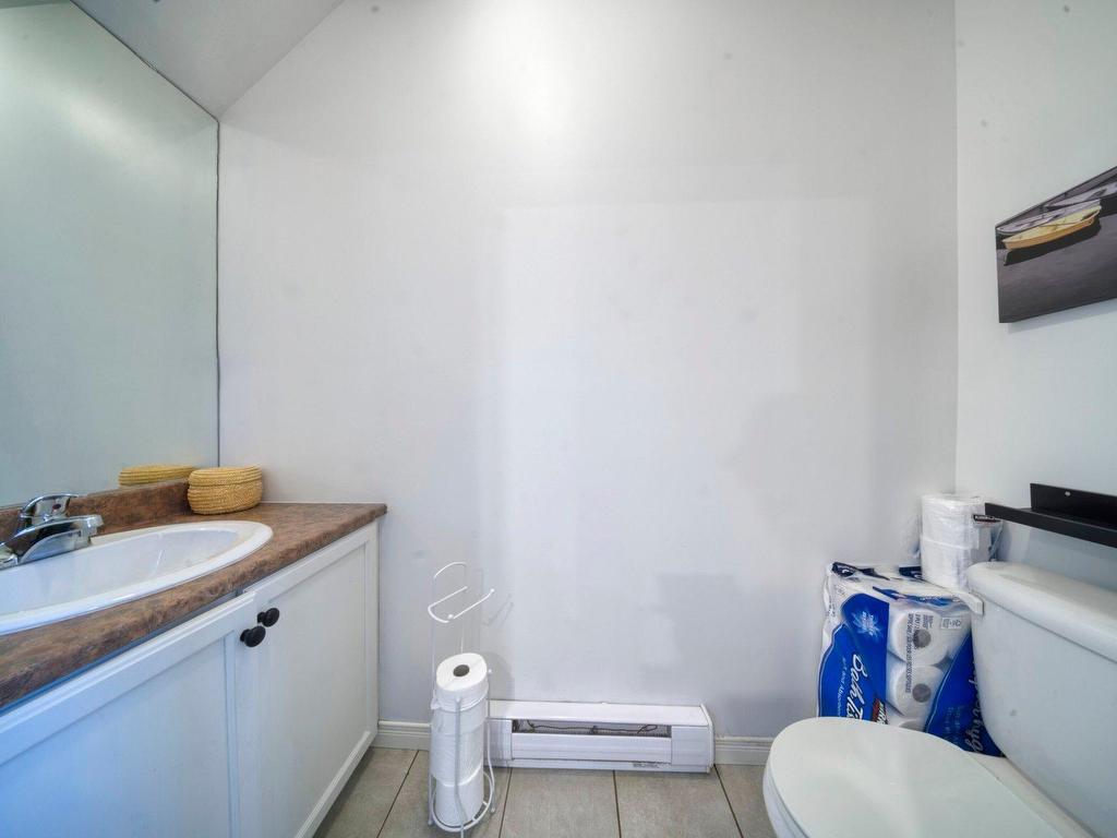 









325


Rue Chénier

,
Magog,




QC
J1X6H3

