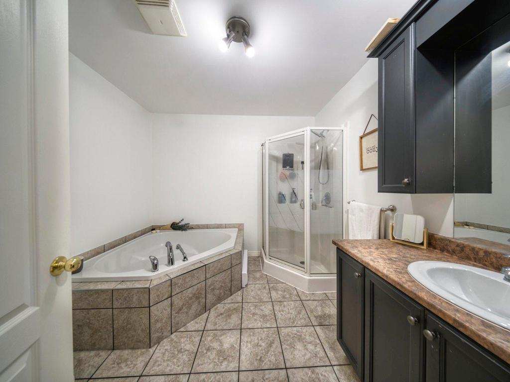 









325


Rue Chénier

,
Magog,




QC
J1X6H3

