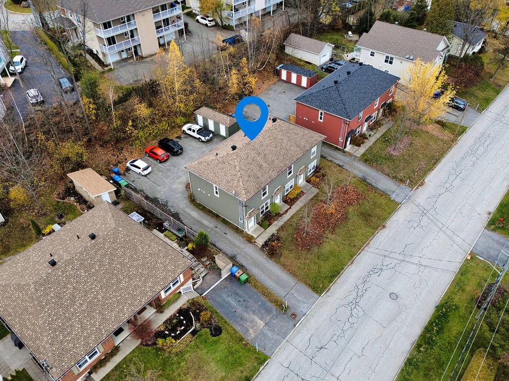 









325


Rue Chénier

,
Magog,




QC
J1X6H3

