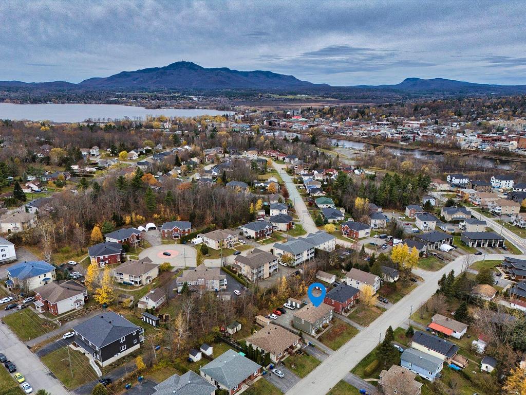 









325


Rue Chénier

,
Magog,




QC
J1X6H3

