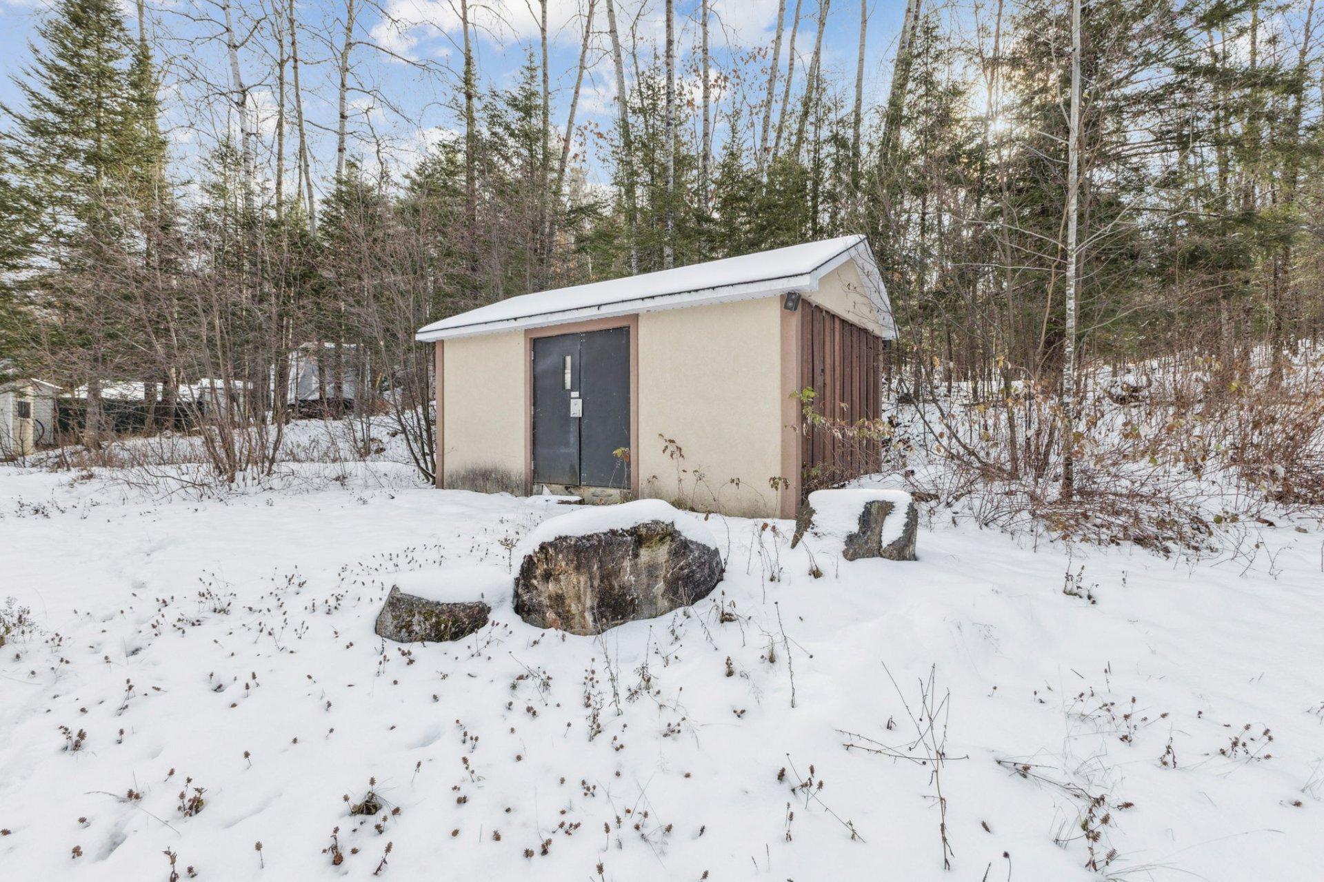 









98


Ch. Gauthier

,
Gracefield,




QC
J0X1W0

