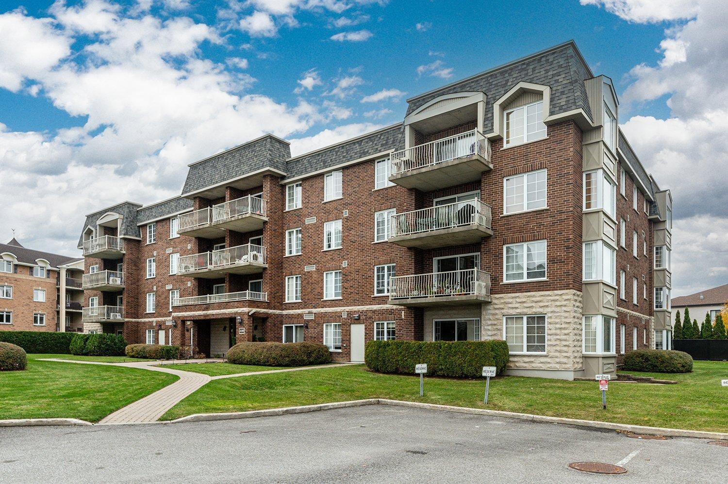 









3095


Av. Ernest-Hemingway

, 206,
Montréal (Saint-Laurent),




QC
H4R0A6

