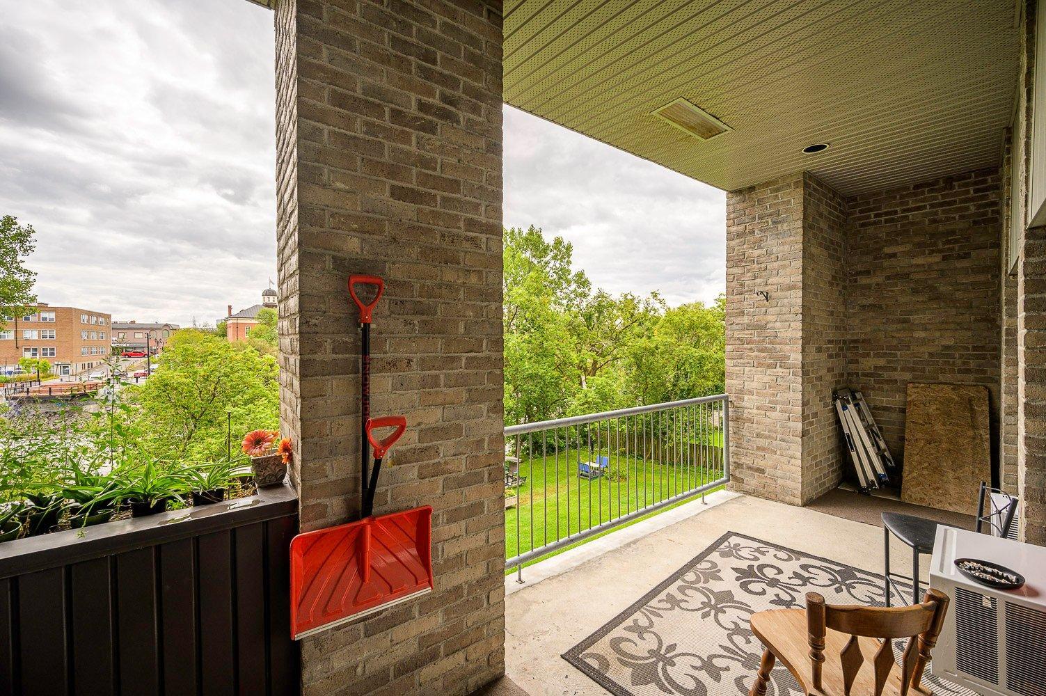 









305


Rue Laviolette

, 201,
Saint-Jérôme,




QC
J7Y4H7

