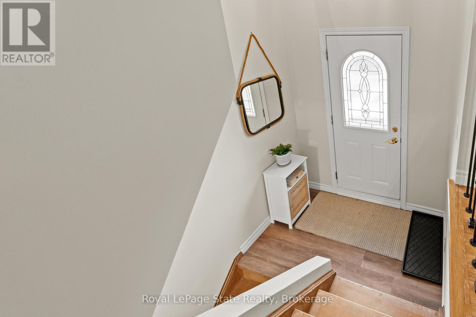 












50 GRAYSTONE DRIVE

,
Hamilton (Gilkson),




Ontario
L9C4R8

