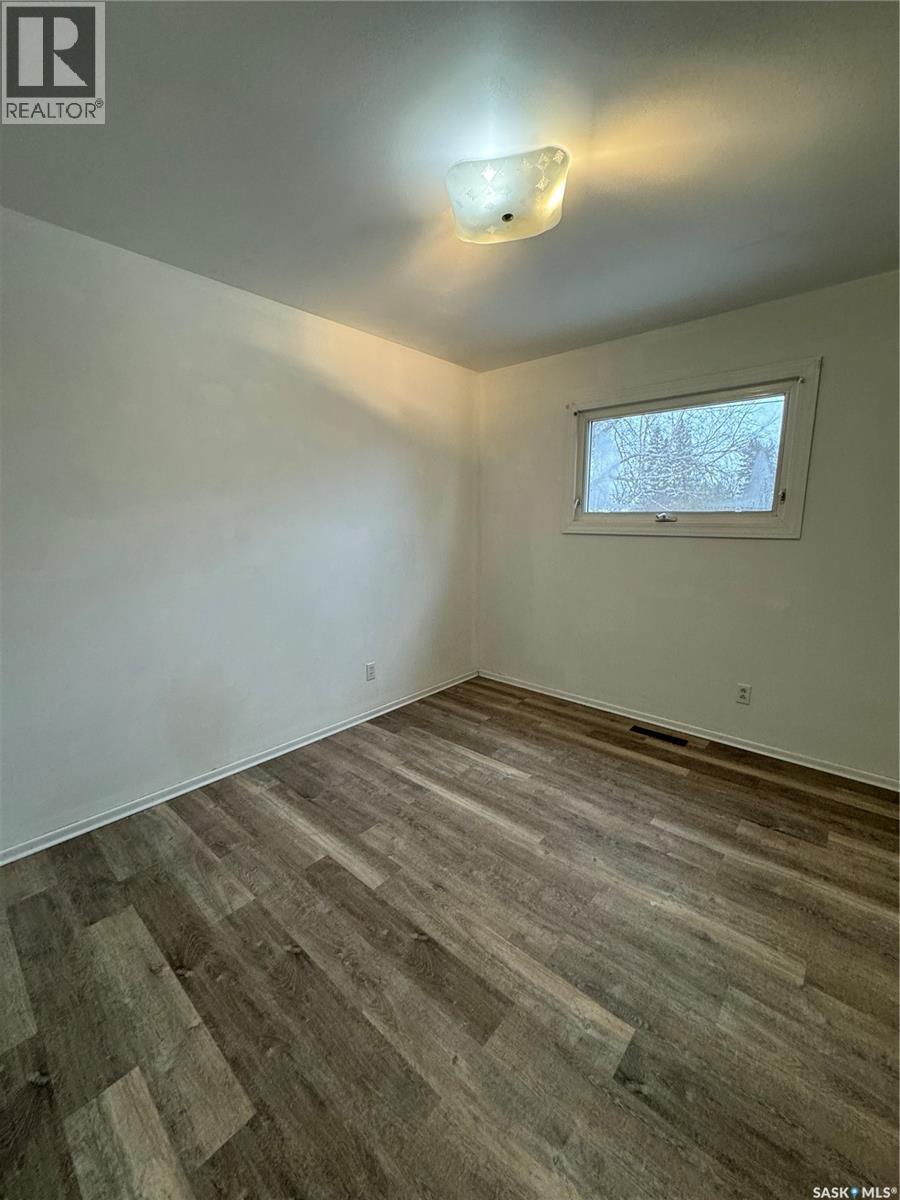 












203 2nd

,
Stenen,




Saskatchewan
S0A3X0

