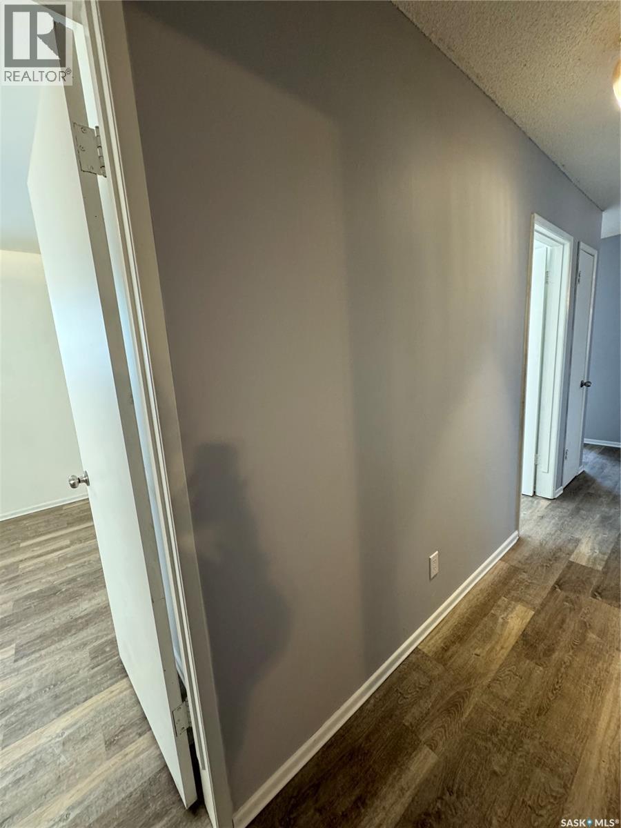 












203 2nd

,
Stenen,




Saskatchewan
S0A3X0

