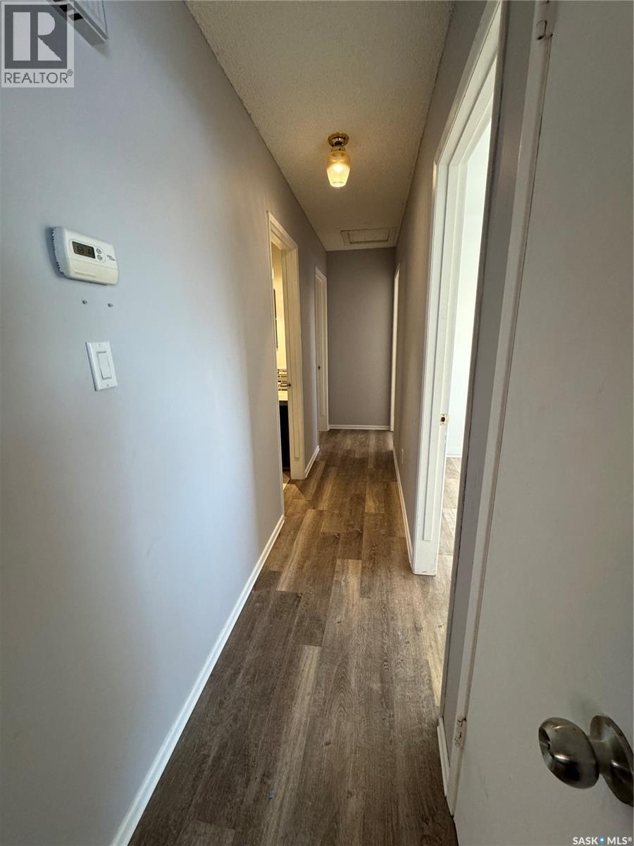 












203 2nd

,
Stenen,




Saskatchewan
S0A3X0

