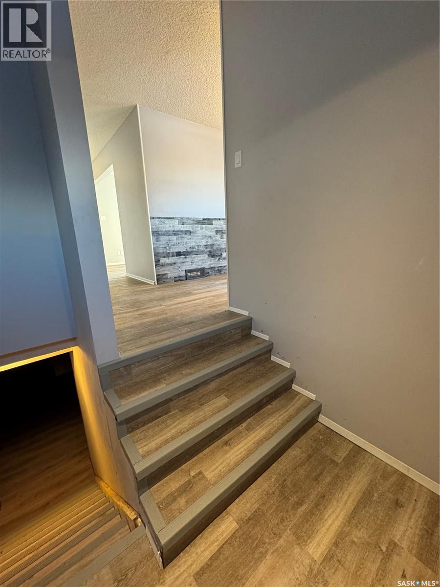 












203 2nd

,
Stenen,




Saskatchewan
S0A3X0

