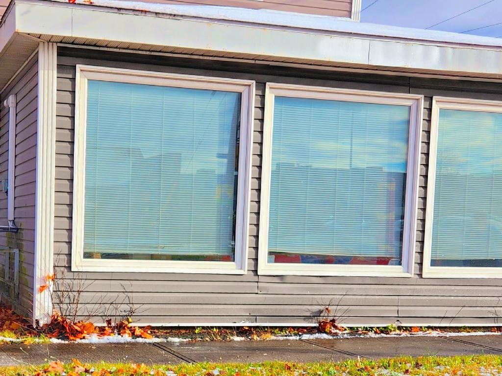 












1 Queen Street

,
Truro,




NS
B2N 2A7

