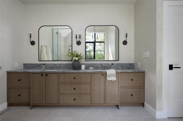 









303


Boreham

BLVD,
Winnipeg,




MB
R3P 0J7

