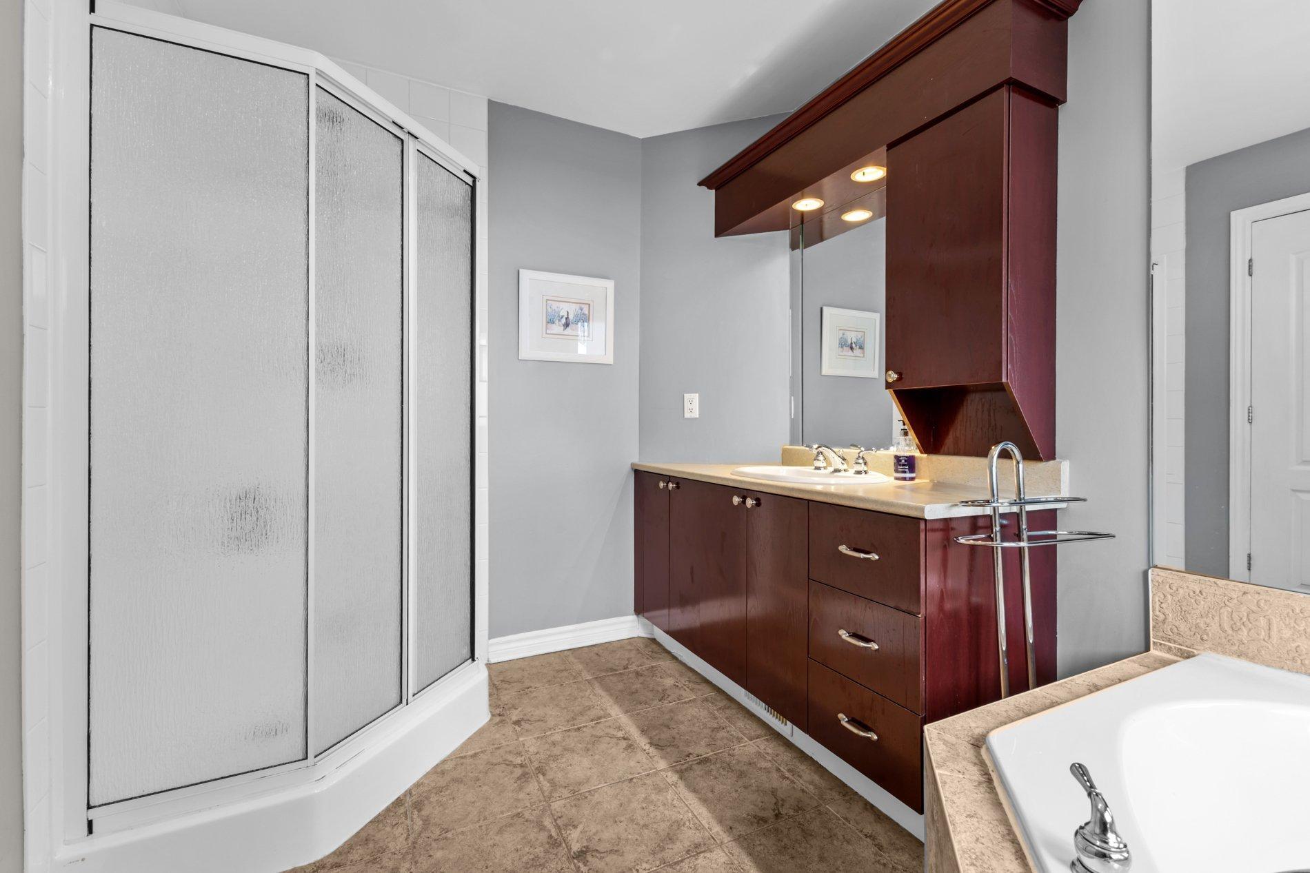 









57


Rue de la Valline

,
Notre-Dame-de-l'Île-Perrot,




QC
J7W3L6

