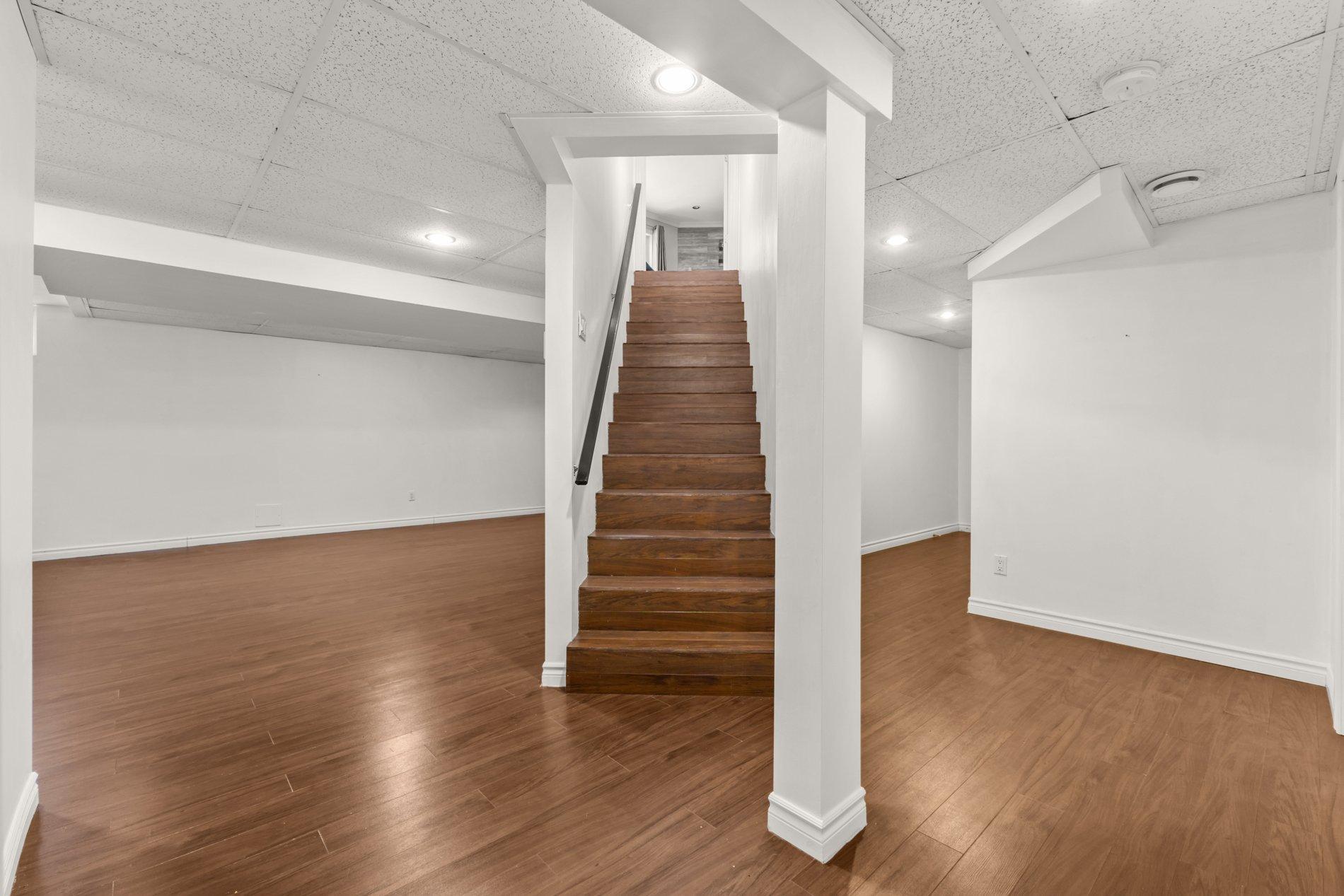 









57


Rue de la Valline

,
Notre-Dame-de-l'Île-Perrot,




QC
J7W3L6

