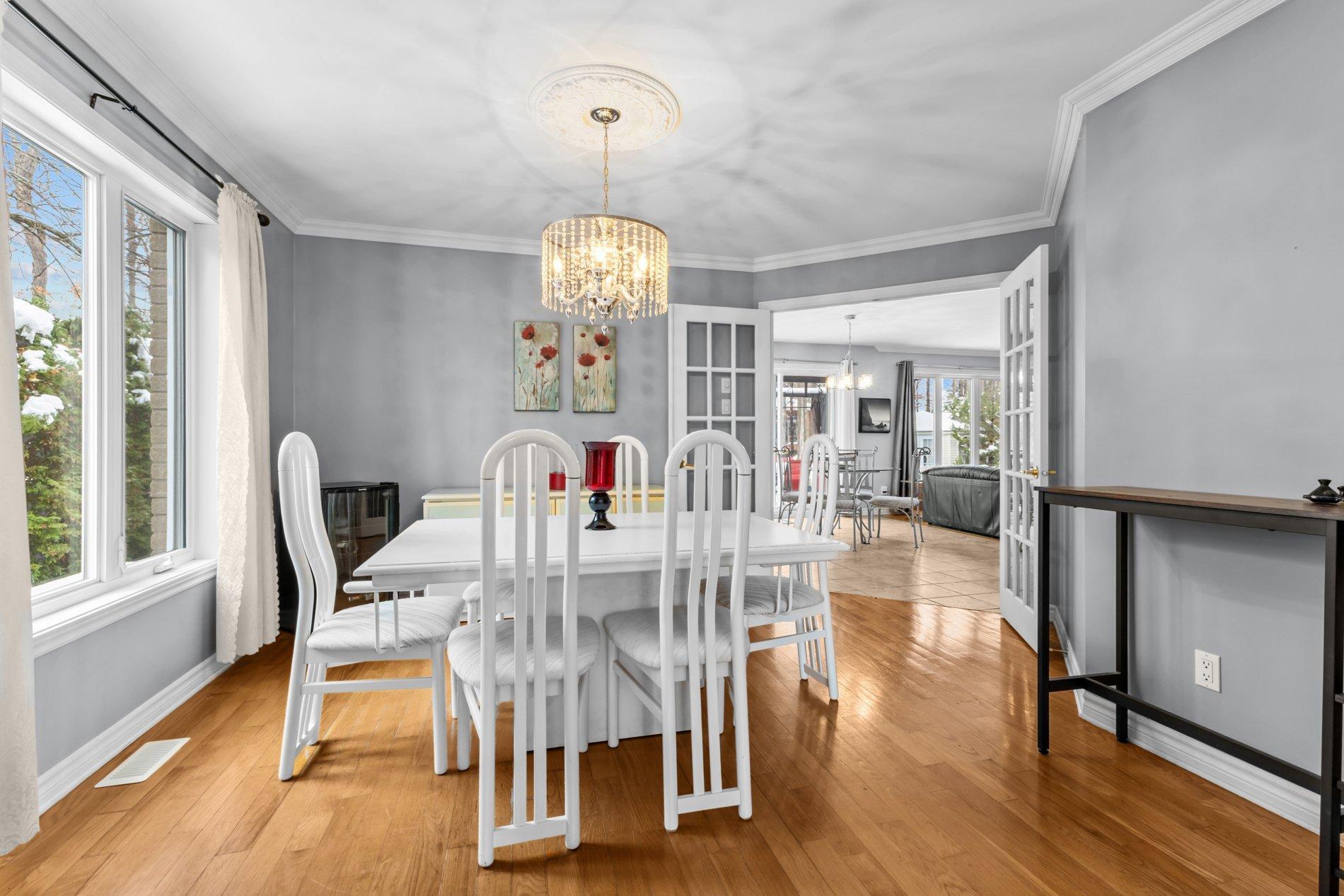 









57


Rue de la Valline

,
Notre-Dame-de-l'Île-Perrot,




QC
J7W3L6

