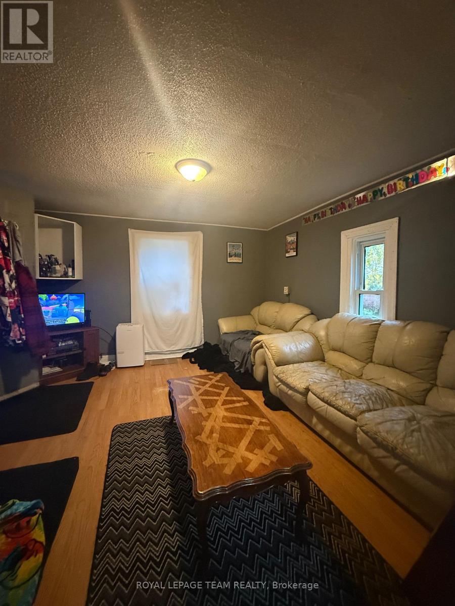 












475 PEMBROKE STREET W

,
Pembroke,




Ontario
K8A5P1

