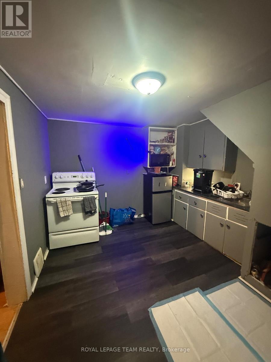 












475 PEMBROKE STREET W

,
Pembroke,




Ontario
K8A5P1

