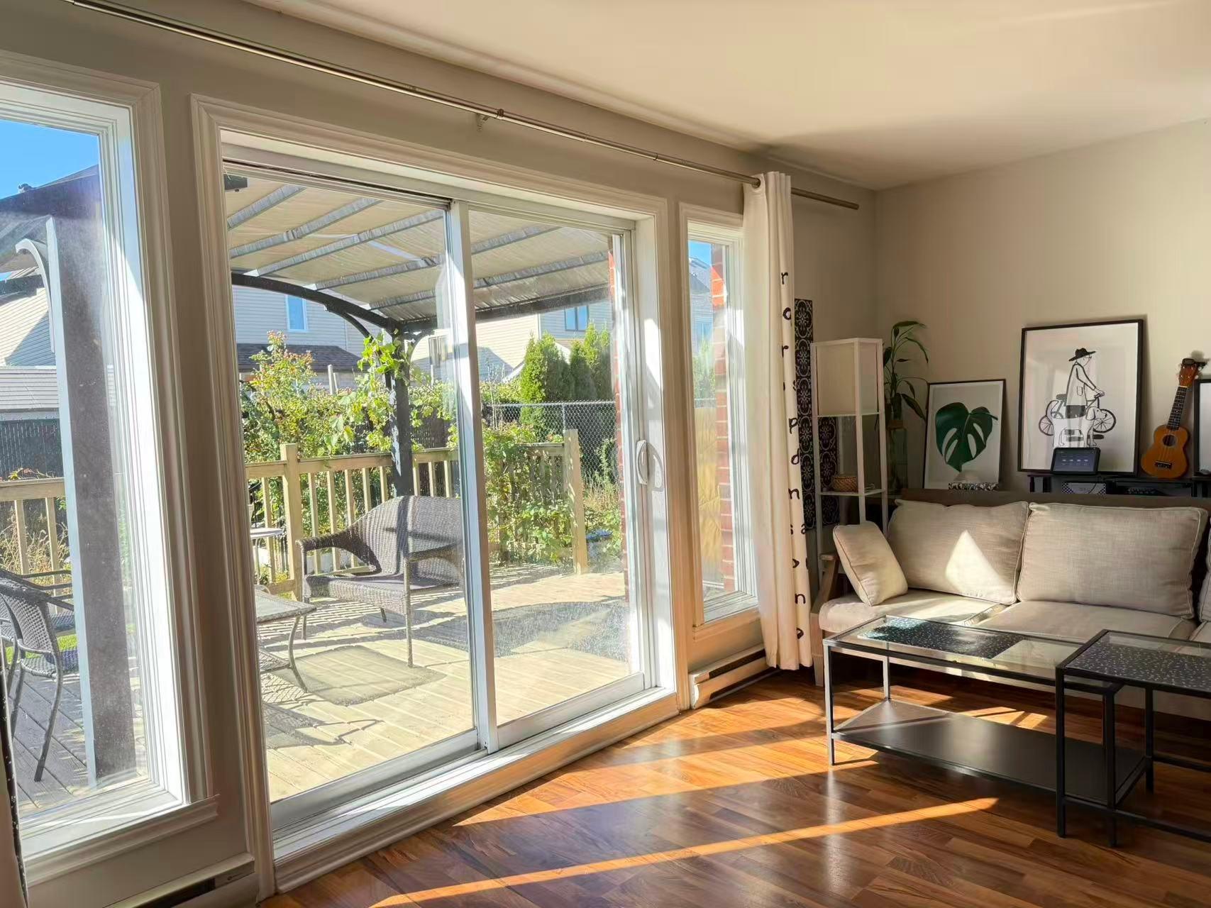 









6605


Rue Claudel

,
Brossard,




QC
J4Z0H1

