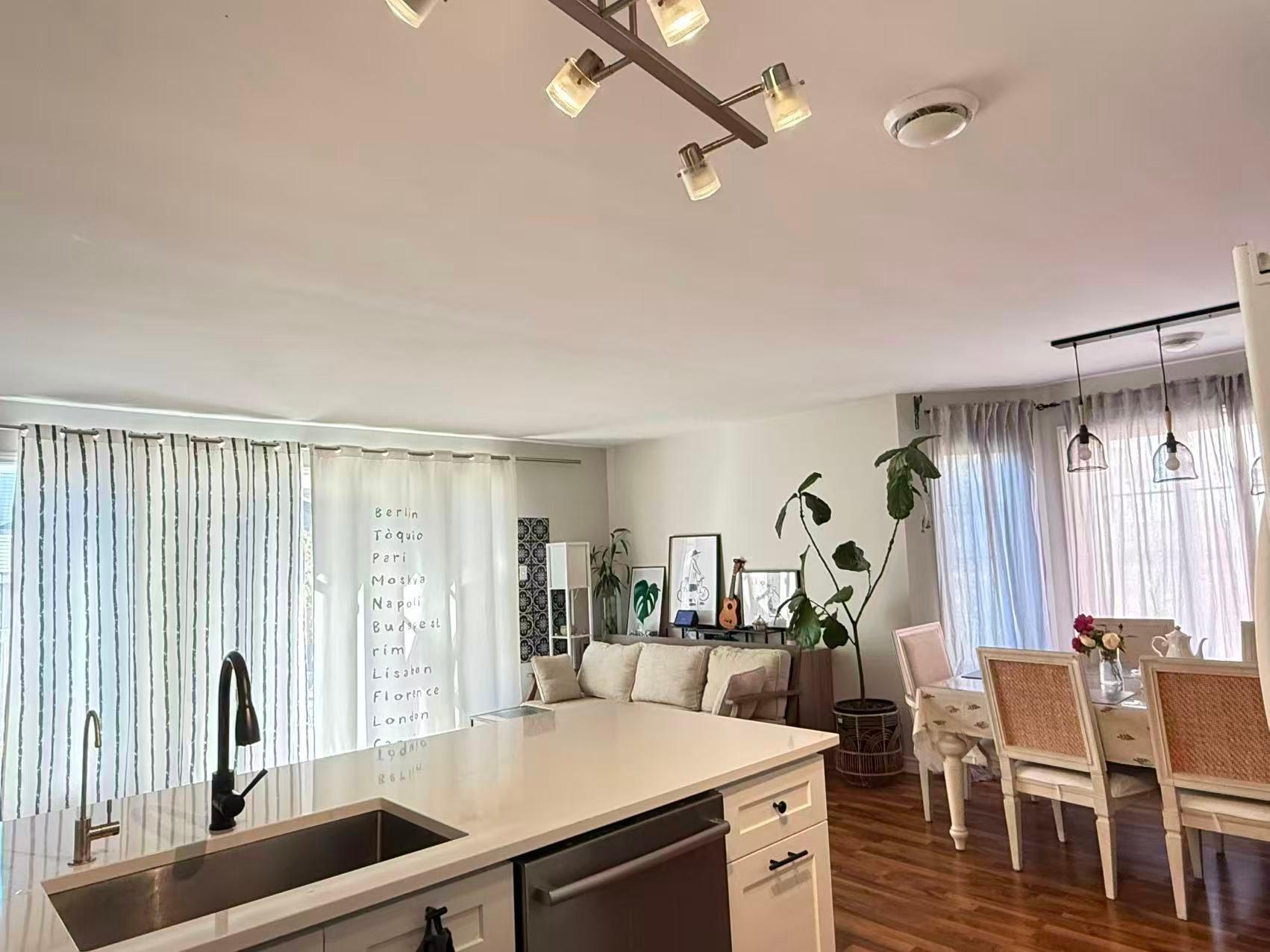 









6605


Rue Claudel

,
Brossard,




QC
J4Z0H1

