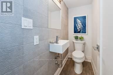 












201 - 760 LAKESHORE ROAD E

,
Mississauga,




Ontario
L5E1C7

