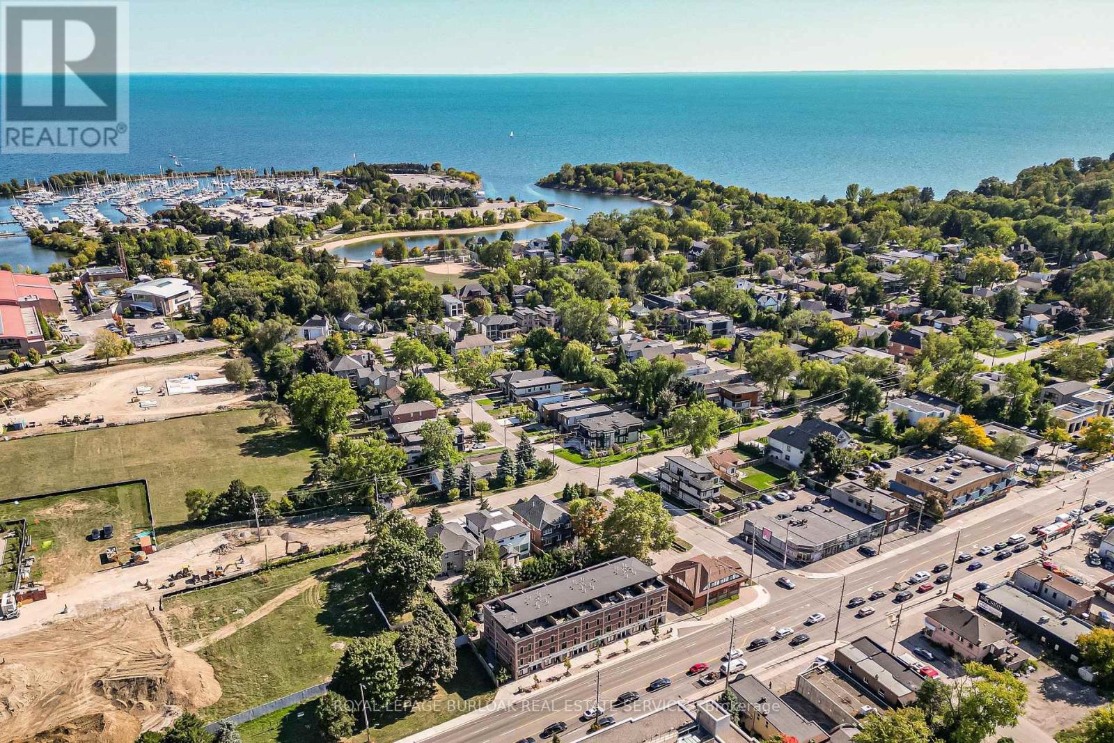 












201 - 760 LAKESHORE ROAD E

,
Mississauga,




Ontario
L5E1C7

