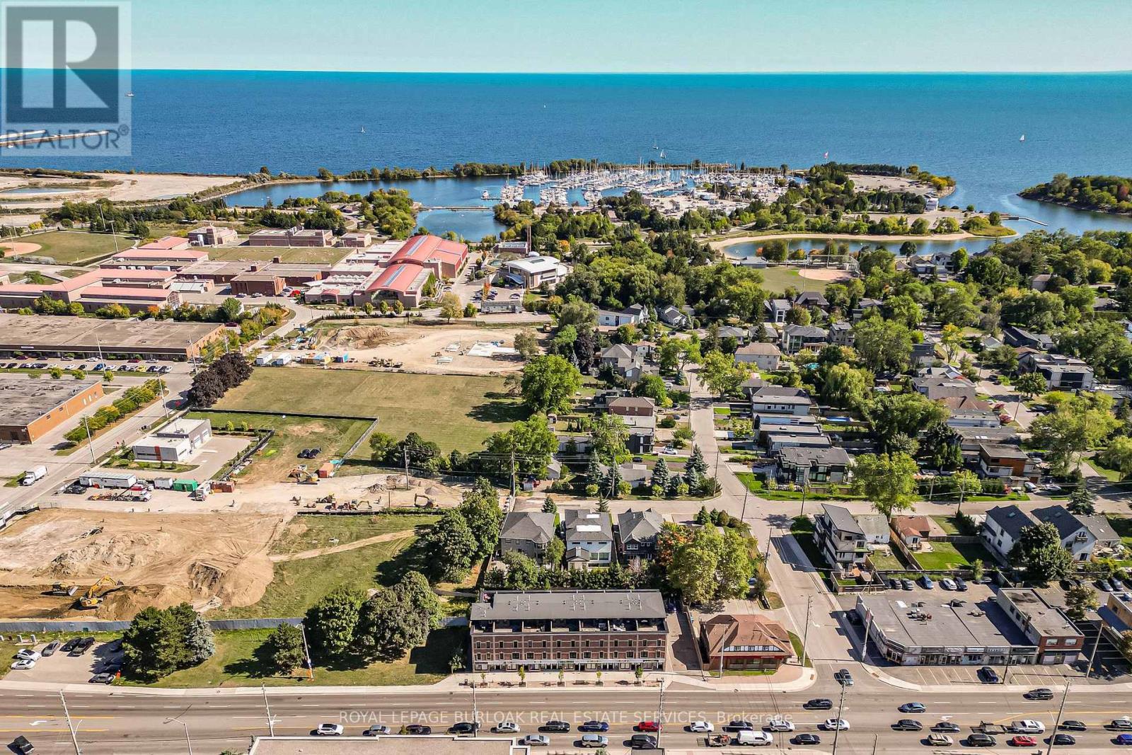 












201 - 760 LAKESHORE ROAD E

,
Mississauga,




Ontario
L5E1C7

