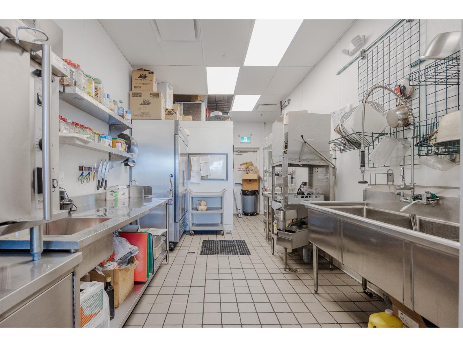 












706 6233 200 STREET

,
Langley,




British Columbia
V2Y1A2

