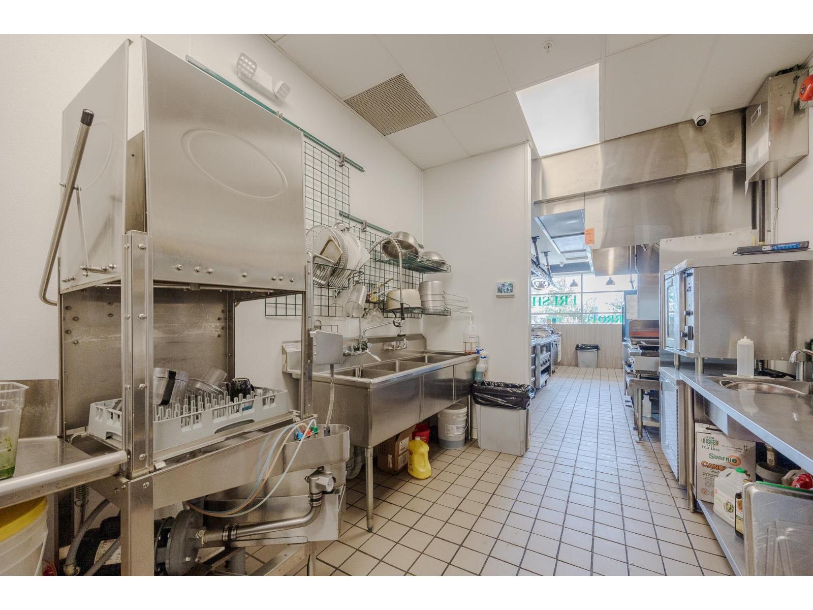 












706 6233 200 STREET

,
Langley,




British Columbia
V2Y1A2

