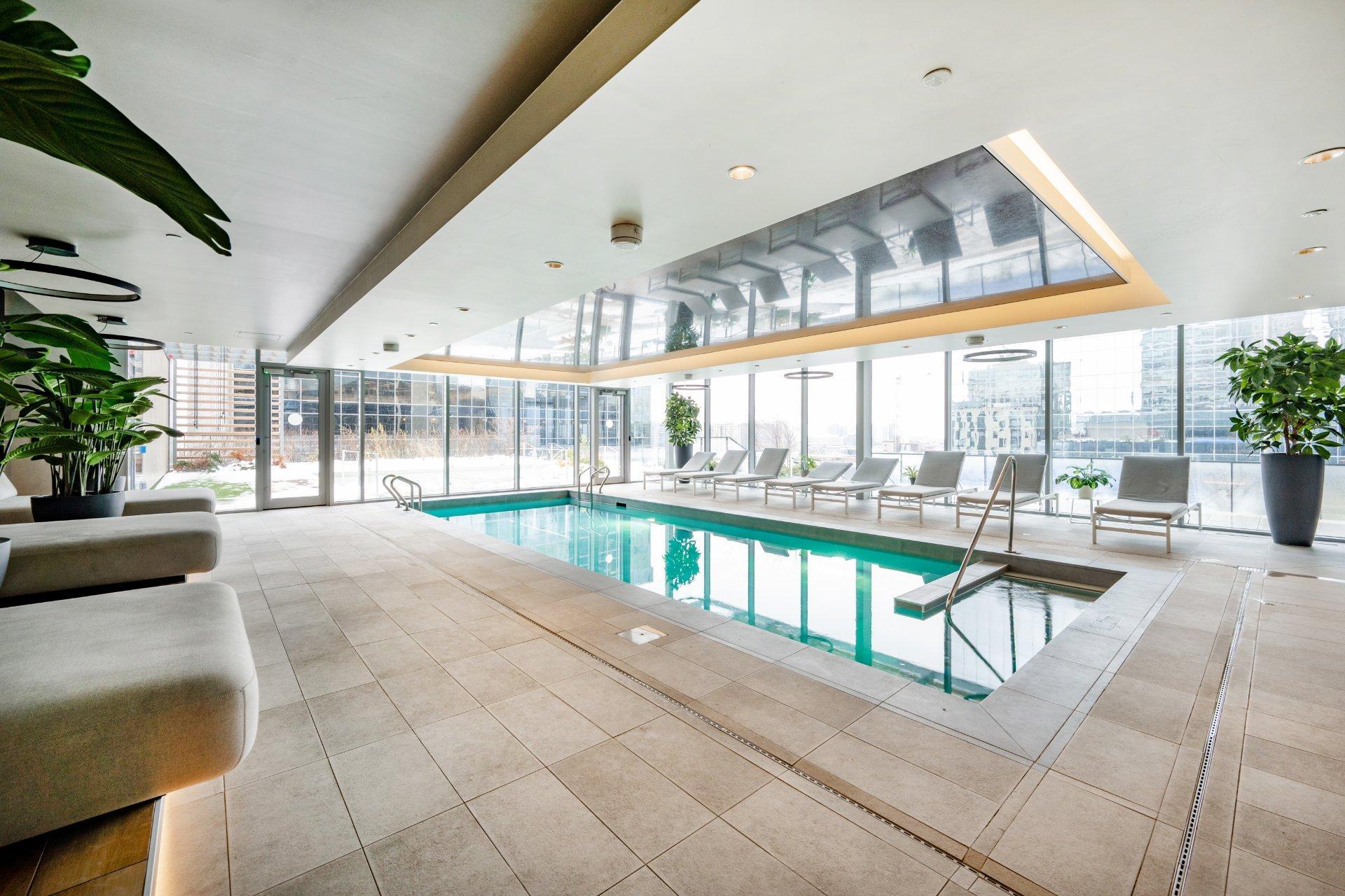 









720


Rue St-Jacques

, 3802,
Montréal (Ville-Marie),




QC
H2Y2H6

