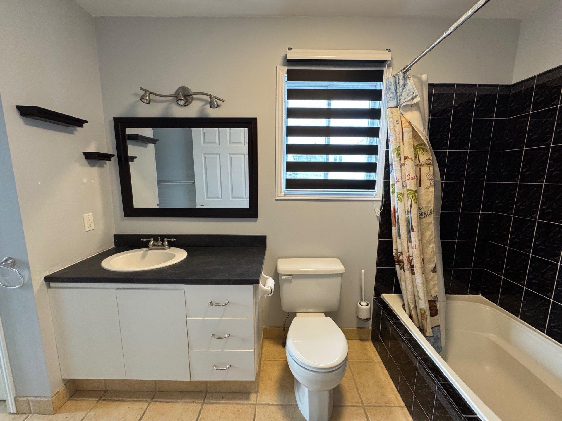 









64


Rue McElroy

,
Gatineau (Gatineau),




QC
J8R2T8

