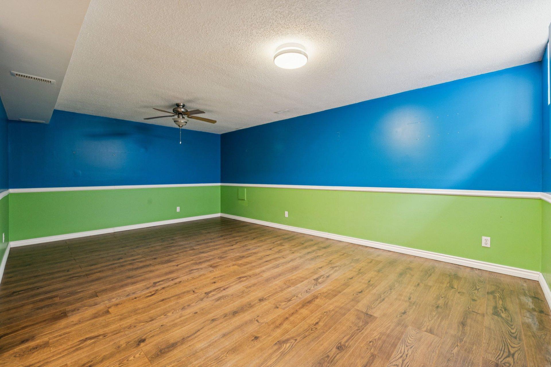 









64


Rue McElroy

,
Gatineau (Gatineau),




QC
J8R2T8

