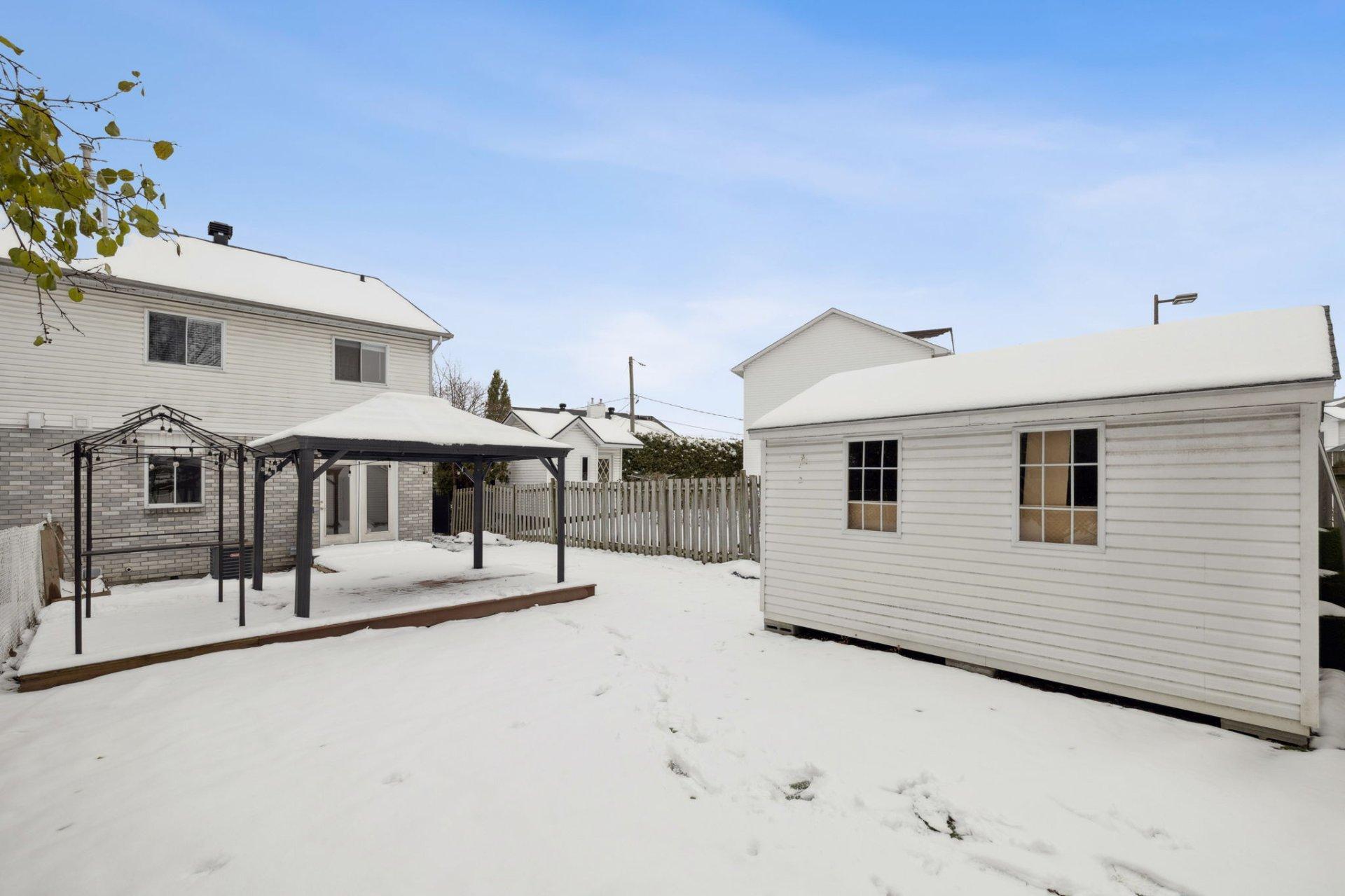 









64


Rue McElroy

,
Gatineau (Gatineau),




QC
J8R2T8

