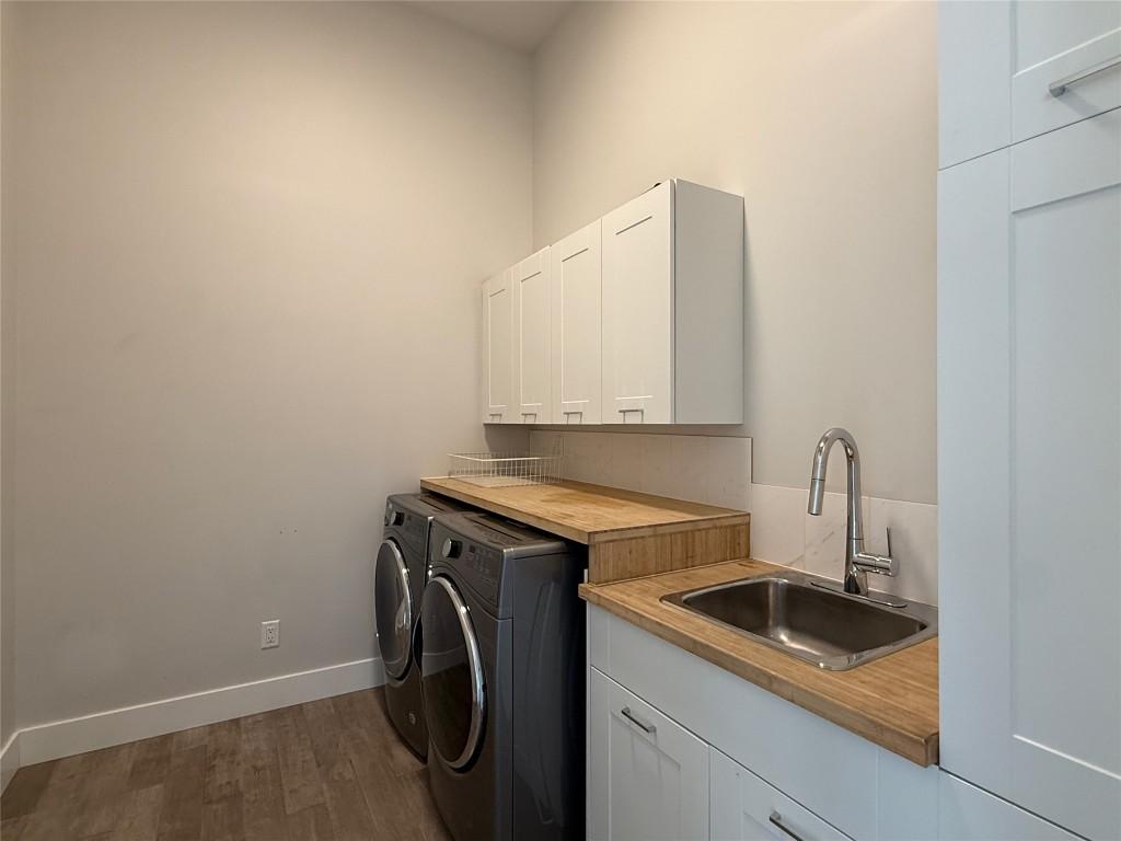 









3567


McKinley Beach

Drive,
Kelowna,




BC
V1V 3G2

