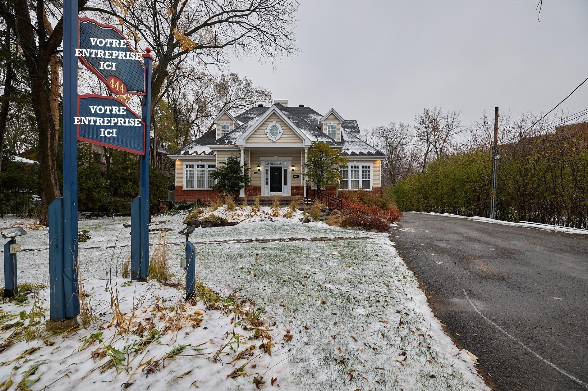 









444


Ch. de la Grande-Côte

, 6,
Rosemère,




QC
J7A1L1

