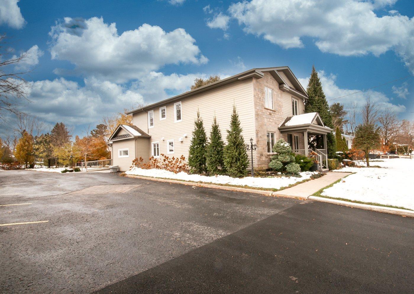 









249


Rue St-Henri

,
Napierville,




QC
J0J1L0

