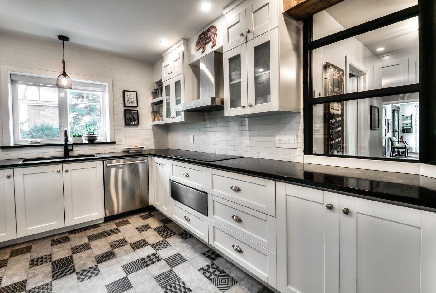 









249


Rue St-Henri

,
Napierville,




QC
J0J1L0

