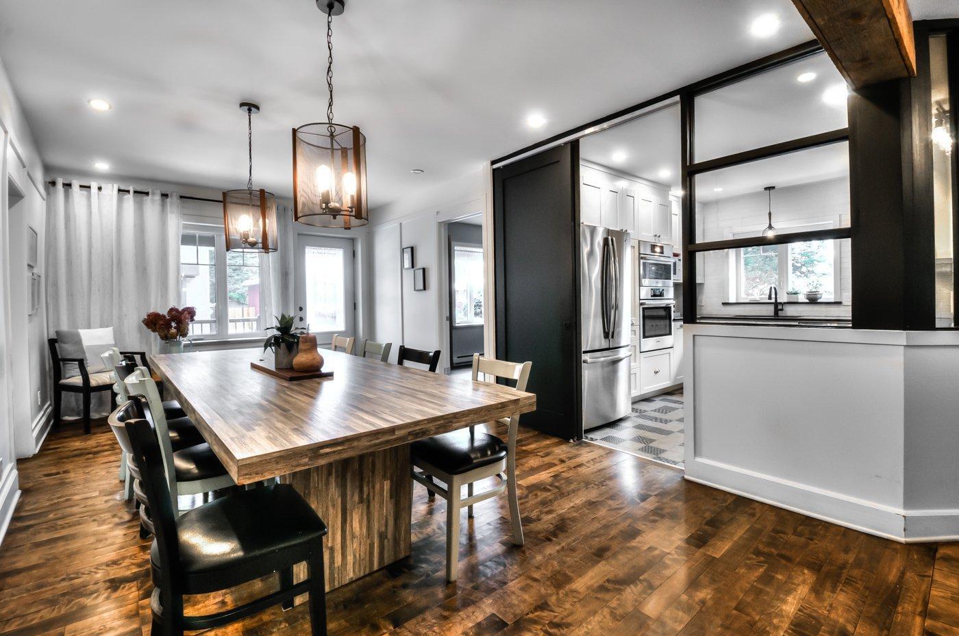 









249


Rue St-Henri

,
Napierville,




QC
J0J1L0

