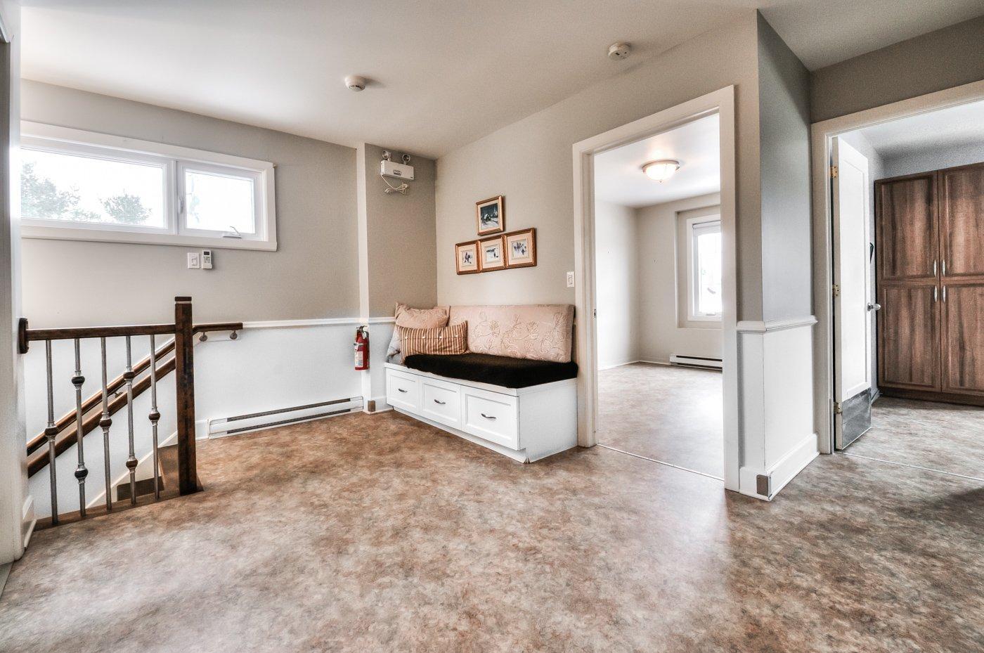 









249


Rue St-Henri

,
Napierville,




QC
J0J1L0

