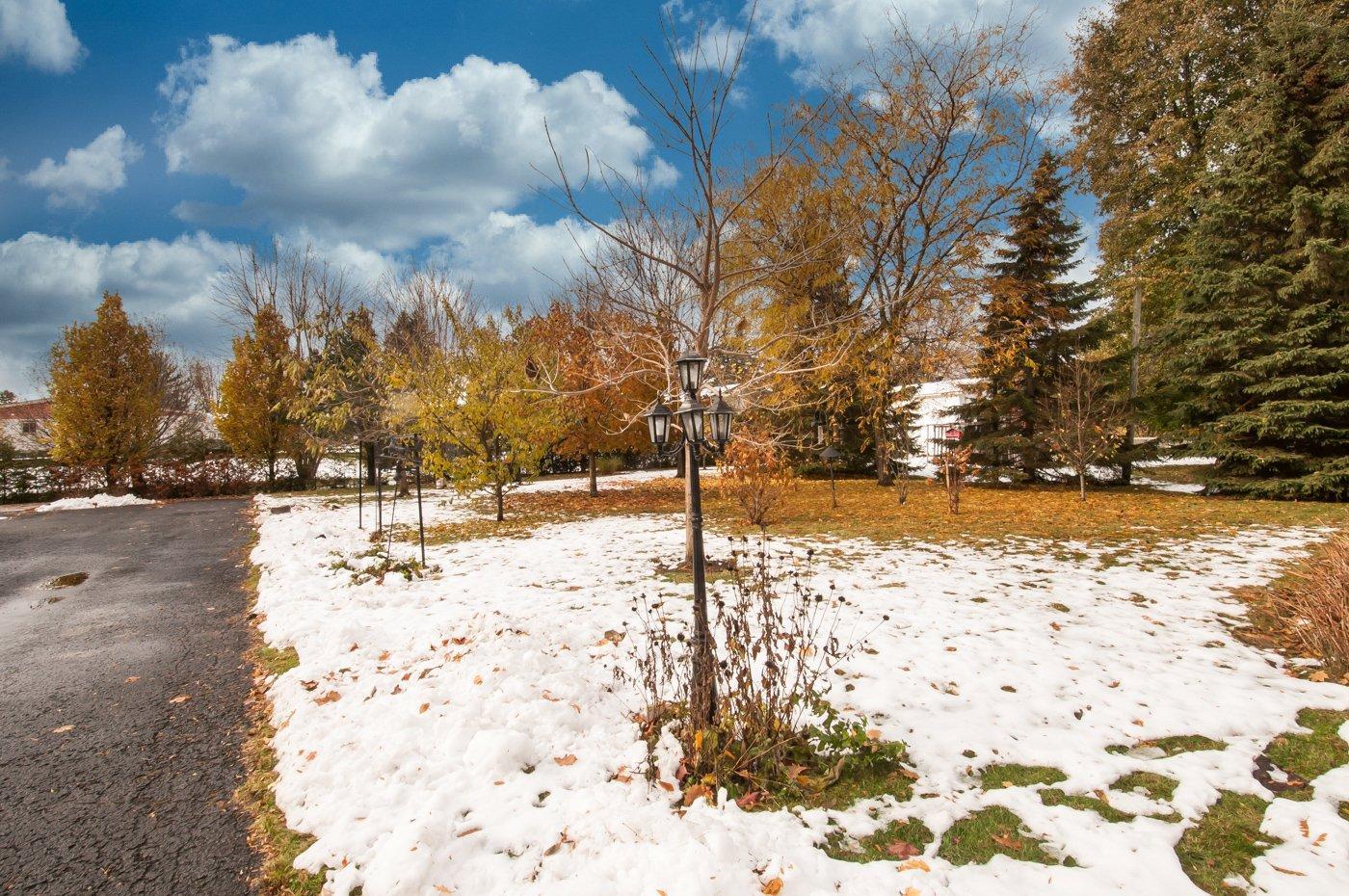 









249


Rue St-Henri

,
Napierville,




QC
J0J1L0

