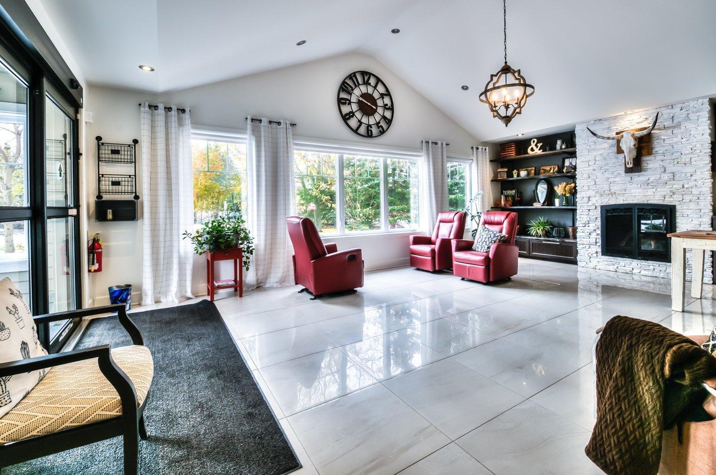 









249


Rue St-Henri

,
Napierville,




QC
J0J1L0

