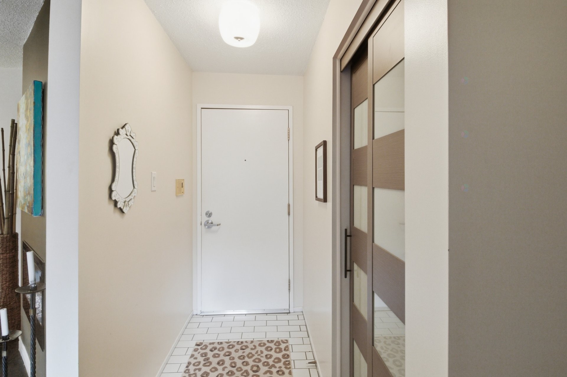 









20


Rue Normand

, 4,
Gatineau (Hull),




QC
J8Y4C4

