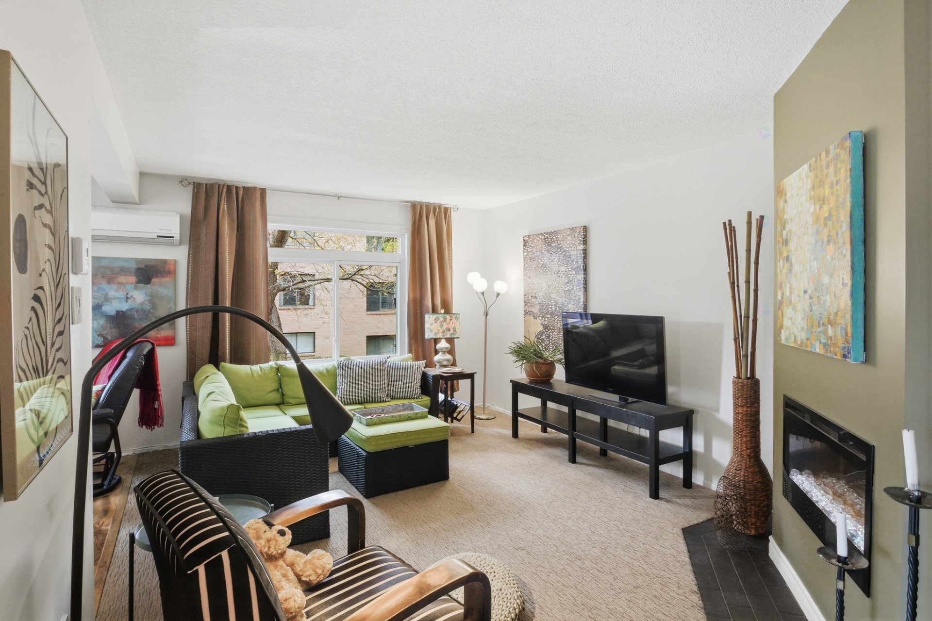 









20


Rue Normand

, 4,
Gatineau (Hull),




QC
J8Y4C4

