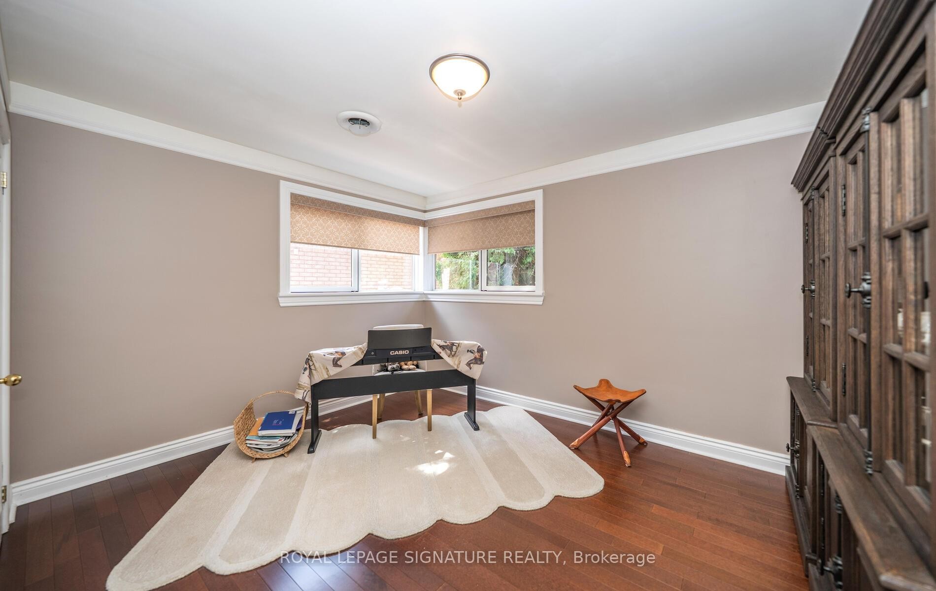 









2098


Pharmacy

Avenue,
Toronto,




ON
M1W 1H8

