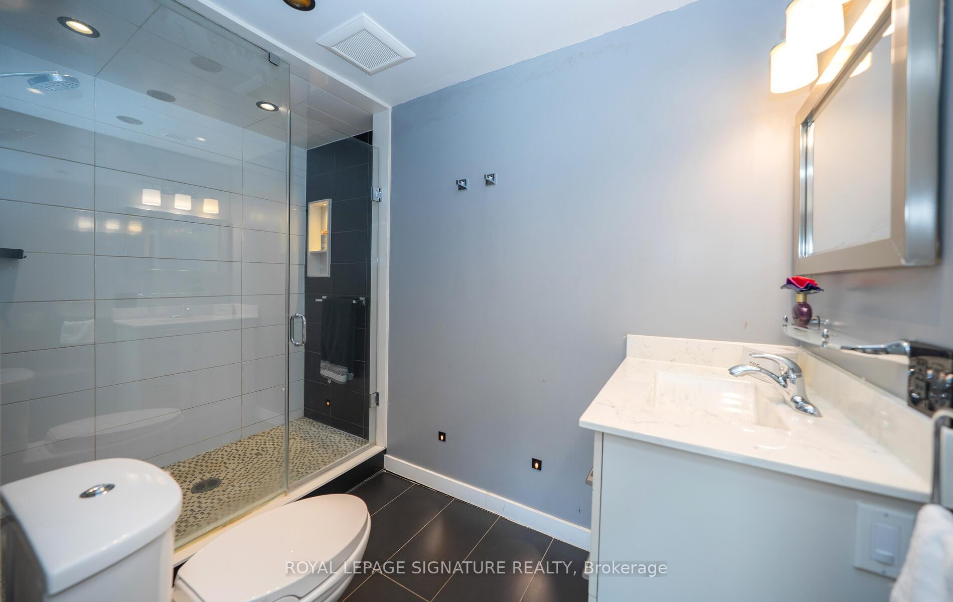 









2098


Pharmacy

Avenue,
Toronto,




ON
M1W 1H8

