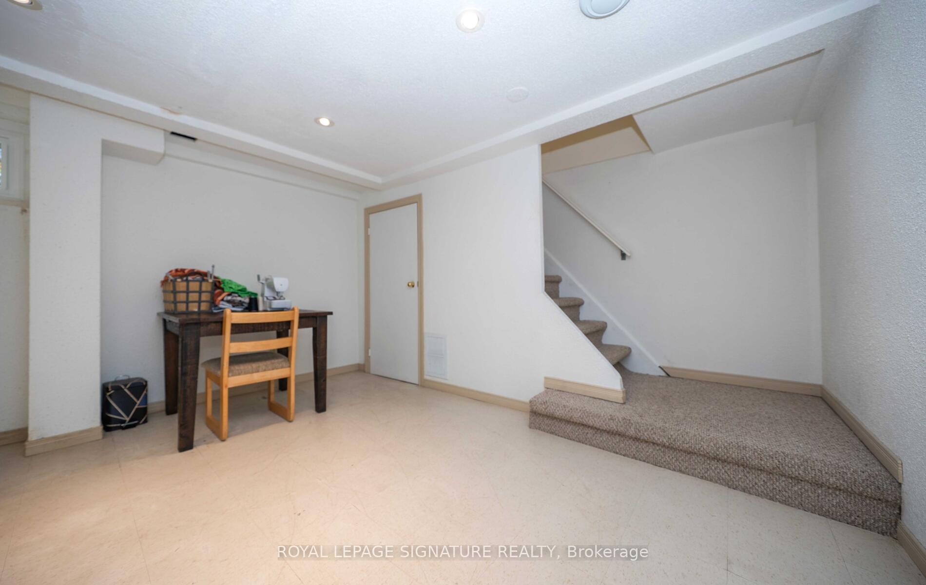 









2098


Pharmacy

Avenue,
Toronto,




ON
M1W 1H8

