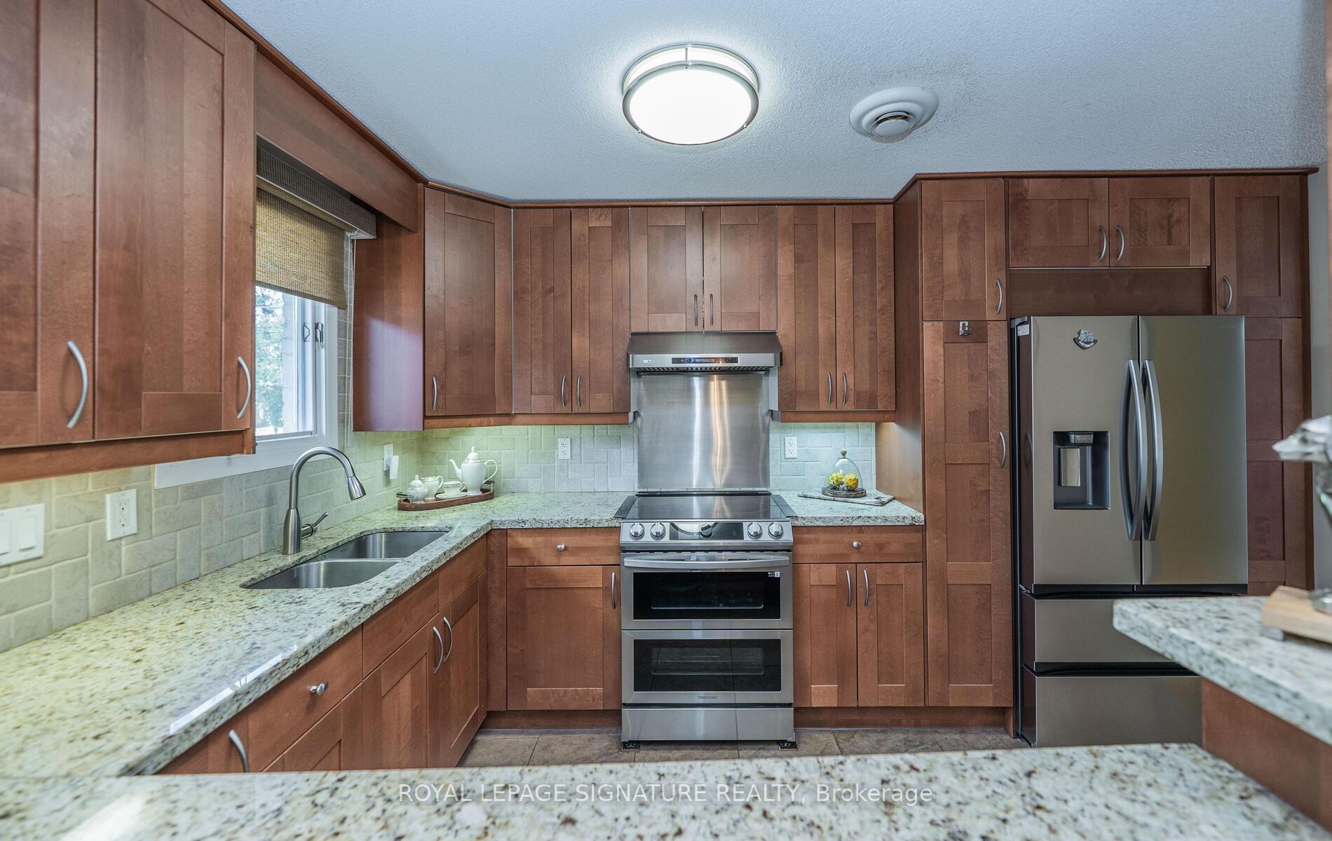 









2098


Pharmacy

Avenue,
Toronto,




ON
M1W 1H8

