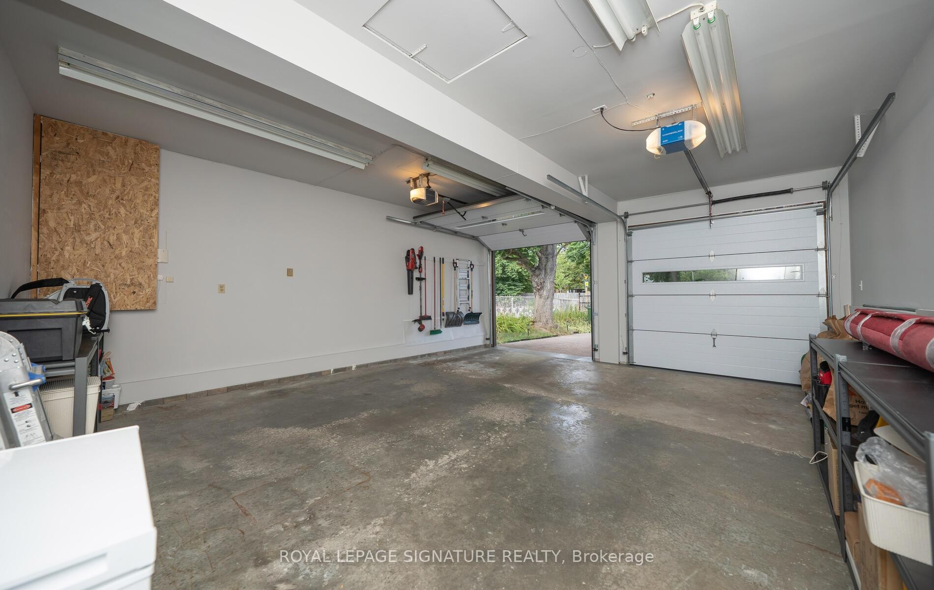 









2098


Pharmacy

Avenue,
Toronto,




ON
M1W 1H8

