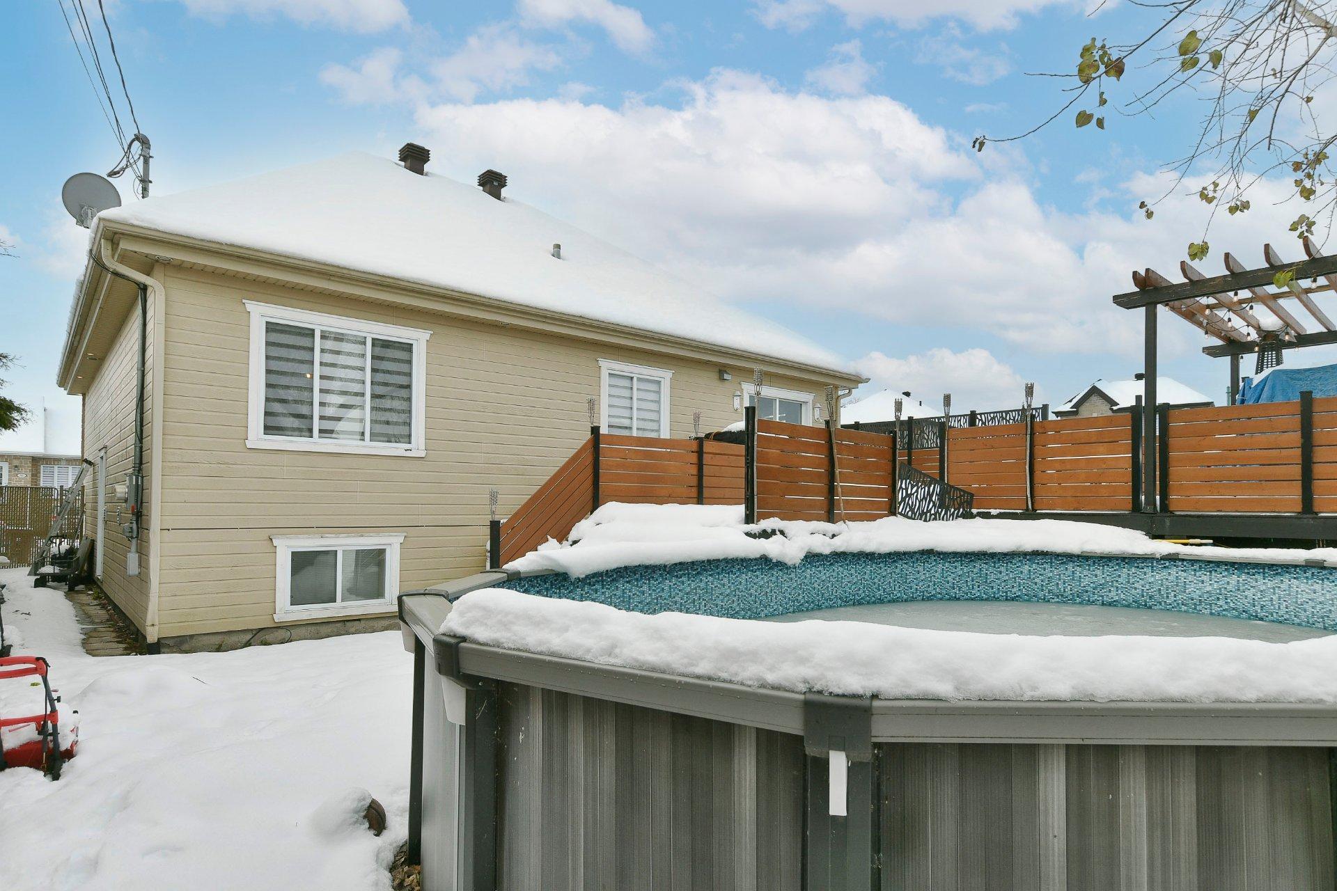 









365


Rue de la Fruitière

,
Saint-Lin/Laurentides,




QC
J5X2R6

